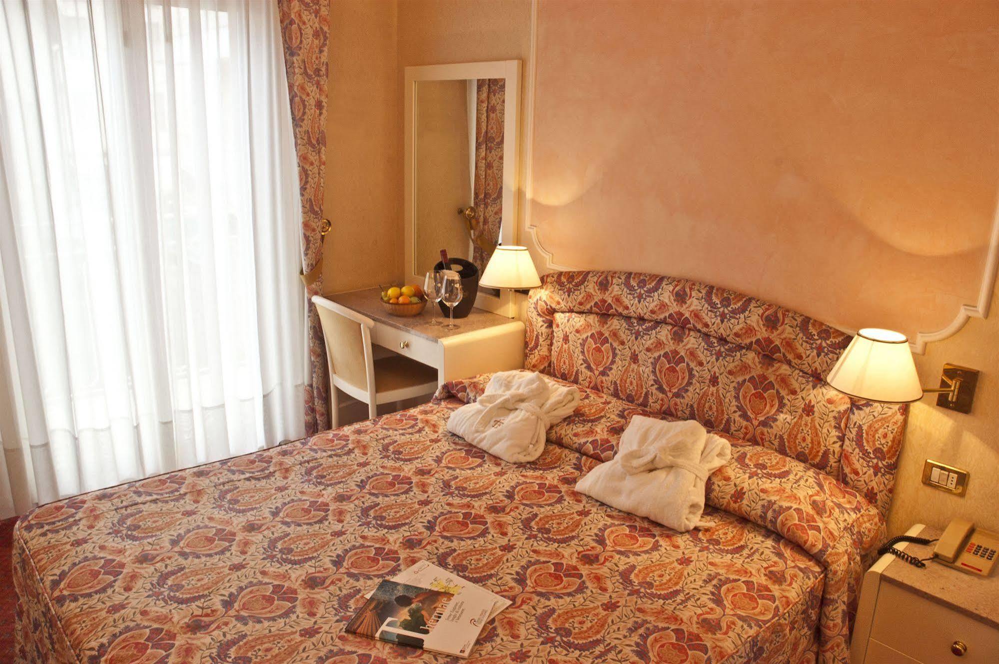 אבנו טרמה Hotel Terme Formentin מראה חיצוני תמונה